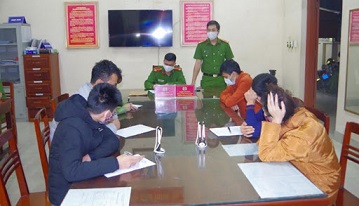 Xử lý hành vi tụ tập sử dụng ma túy bất chấp COVID-19