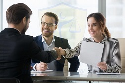 Tuyển Dụng Chuyên Viên Pháp Lý